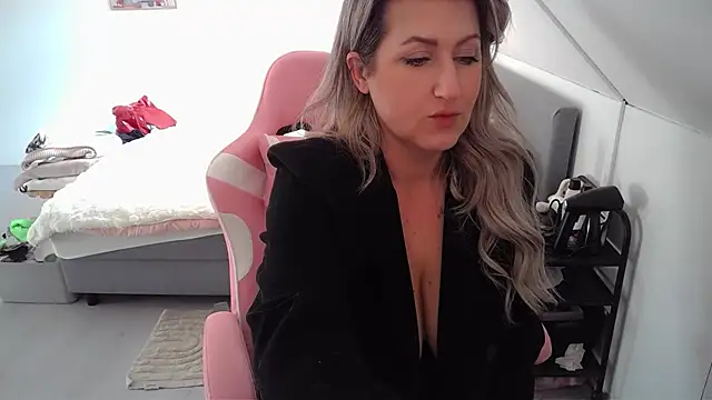 TessToy online show from March 2, 3:05 pm