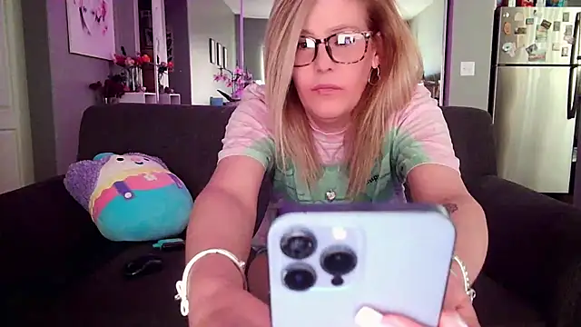 Lexi Shocker online show from March 17, 8:19 pm