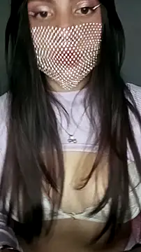 Snapshot of darika__ chatting on October 7, 6:43 am darika online show from October 7, 6:43 am