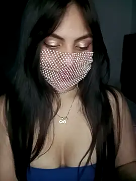 Snapshot of darika__ chatting on October 15, 5:51 am darika online show from October 15, 5:51 am