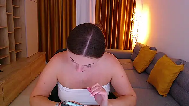  Mia Adams online show from July 1, 7:54 am