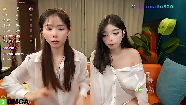 Snapshot of Luna520 chatting on October 15, 1:00 pm Luna520 online show from October 15, 1:00 pm