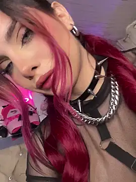 Snapshot of devlin_nurmi chatting on March 20, 10:40 pm devlin nurmi online show from March 20, 10:40 pm