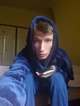 LuxxFin online show from November 5, 2:06 pm