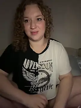 EmmieRae online show from September 10, 4:01 am