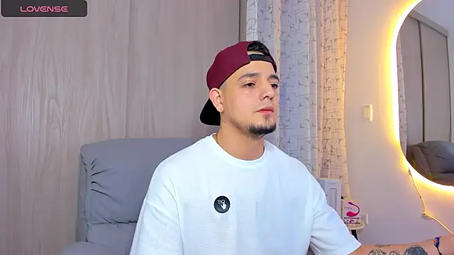 alejandro calderon1 online show from October 2, 4:41 am