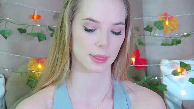 Snapshot of GentleRossi chatting on October 24, 3:08 pm GentleRossi online show from October 24, 3:08 pm