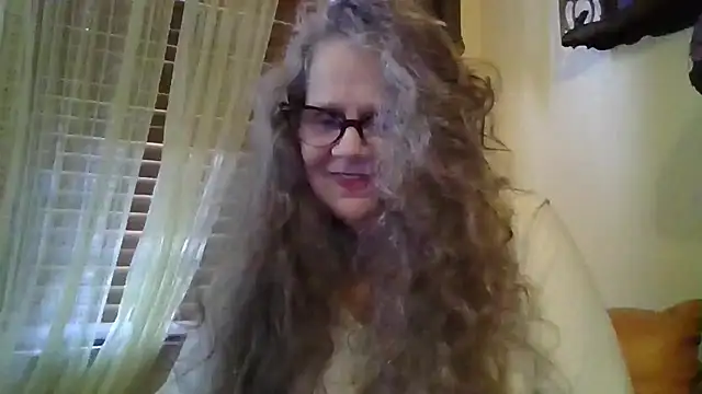 DestineeLoverGirl online show from November 20, 3:56 pm