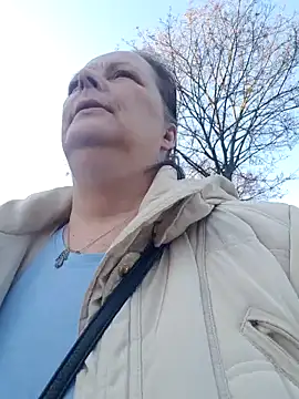 saharaheiss online show from December 26, 1:54 pm