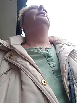 saharaheiss online show from January 12, 1:27 pm