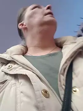 saharaheiss online show from March 3, 2:26 pm