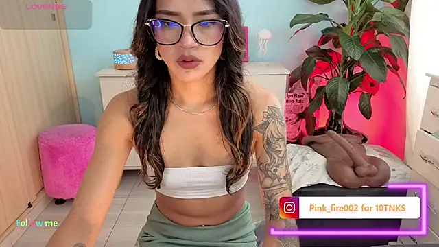 melisa es online show from November 19, 12:38 pm