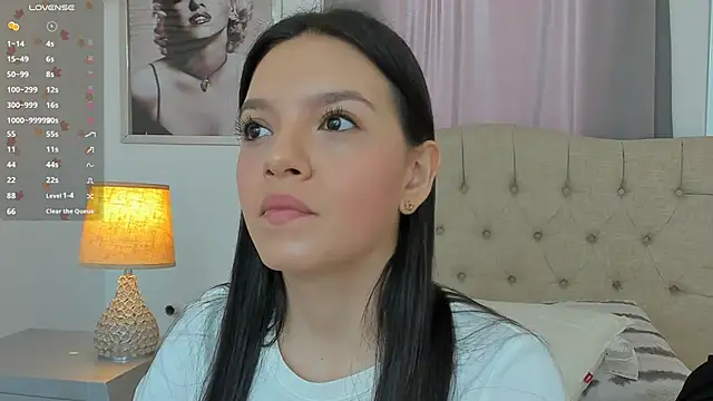 Snapshot of Beautyari_ chatting on November 5, 12:27 pm Beautyari online show from November 5, 12:27 pm