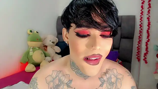 Snapshot of little_star_porn chatting on February 3, 6:22 am little star porn online show from February 3, 6:22 am