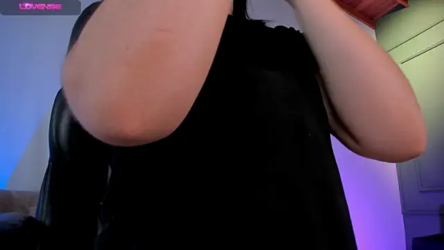 JennaOlsonX online show from February 5, 6:48 pm