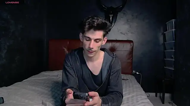 DanielCrush1 online show from April 30, 7:42 pm