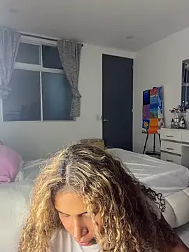 stormyy  online show from June 26, 1:10 am