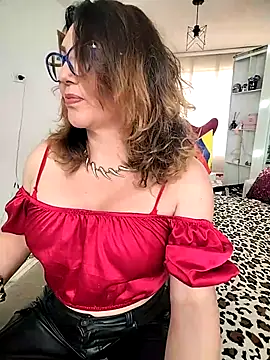 Snapshot of Myrnasexxx chatting on November 17, 6:57 pm Myrnasexxx online show from November 17, 6:57 pm