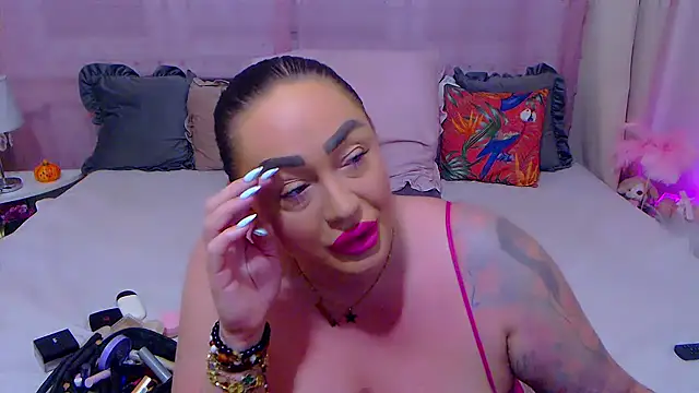 BustyVicky online show from September 27, 9:53 pm