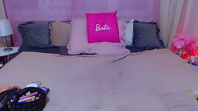 BustyVicky online show from October 17, 9:28 pm