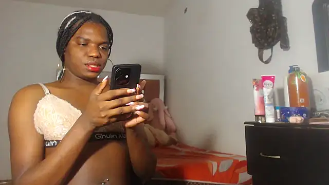 Kristal Cox1 online show from March 12, 9:10 pm