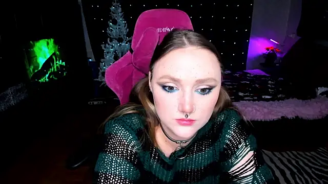 Snapshot of YourDyingBride chatting on December 15, 4:04 pm YourDyingBride online show from December 15, 4:04 pm