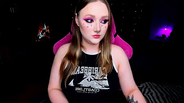 Snapshot of YourDyingBride chatting on March 19, 6:23 pm YourDyingBride online show from March 19, 6:23 pm