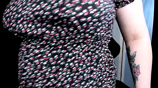 Snapshot of YourDyingBride chatting on November 15, 10:37 pm YourDyingBride online show from November 15, 10:37 pm