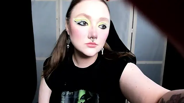 Snapshot of YourDyingBride chatting on November 20, 5:07 am YourDyingBride online show from November 20, 5:07 am