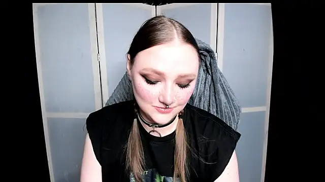 YourDyingBride online show from July 21, 4:04 am