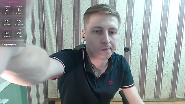 darienlarge online show from March 2, 6:40 pm