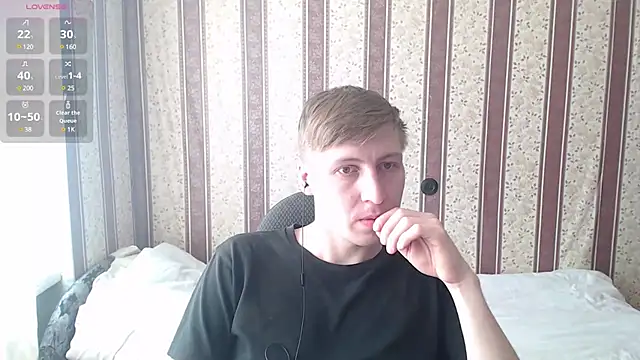 darienlarge online show from March 22, 12:35 pm