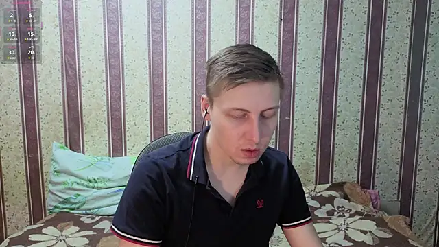 darienlarge online show from February 9, 4:00 pm