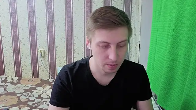 darienlarge online show from March 10, 4:56 pm