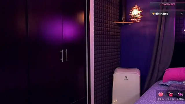 bull vixen2001 online show from February 15, 11:56 pm