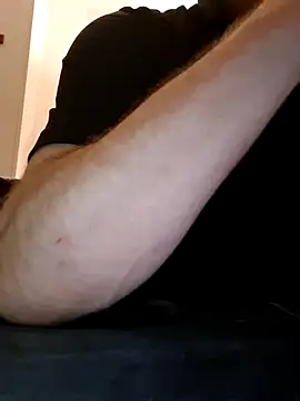 Snapshot of curiouscock38 chatting on October 24, 7:27 am curiouscock38 online show from October 24, 7:27 am