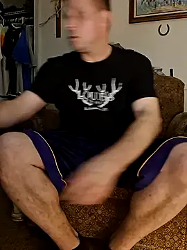 Snapshot of curiouscock38 chatting on December 19, 10:50 pm curiouscock38 online show from December 19, 10:50 pm