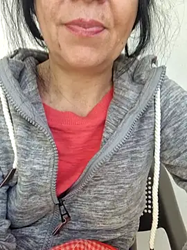 Lissabeta online show from April 2, 1:20 pm