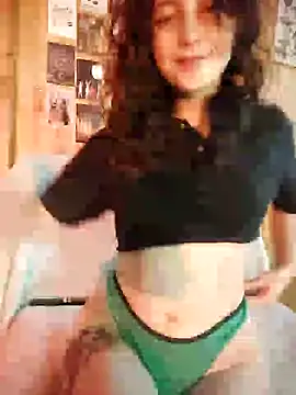  Laary online show from December 15, 9:09 pm