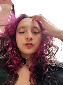  Laary online show from September 26, 8:35 pm