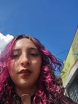  Laary online show from November 23, 7:35 pm