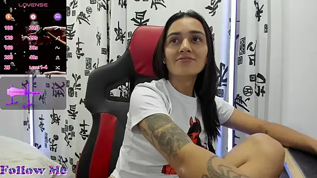 Snapshot of Dalia_D chatting on March 8, 11:39 pm Dalia D online show from March 8, 11:39 pm