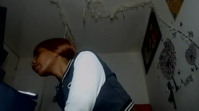 Snapshot of Devill_x chatting on January 15, 3:44 am Devill x online show from January 15, 3:44 am