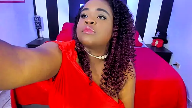 Snapshot of YeminaLeman chatting on October 2, 6:09 am YeminaLeman online show from October 2, 6:09 am