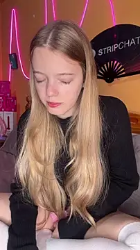 -veranito- online show from May 21, 3:13 am
