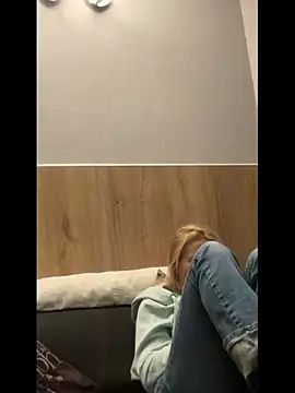 AnnualSunrise online show from November 3, 7:26 pm