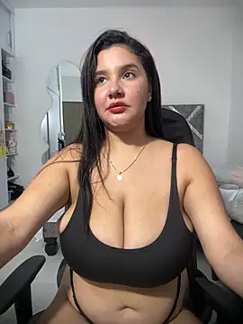 ValleryParker online show from March 22, 8:40 am