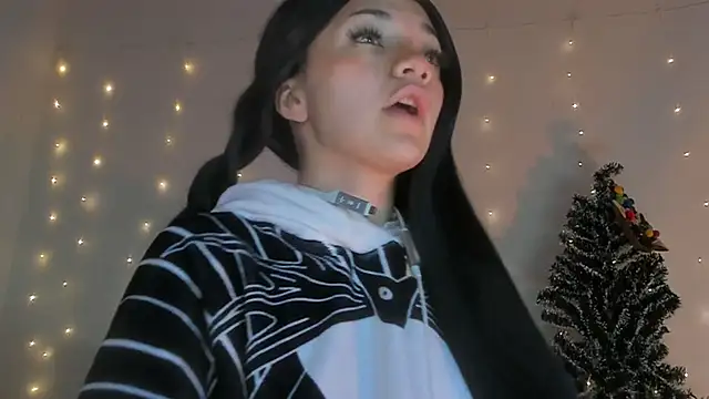 Snapshot of ms_pickless chatting on January 15, 2:10 pm ms pickless online show from January 15, 2:10 pm