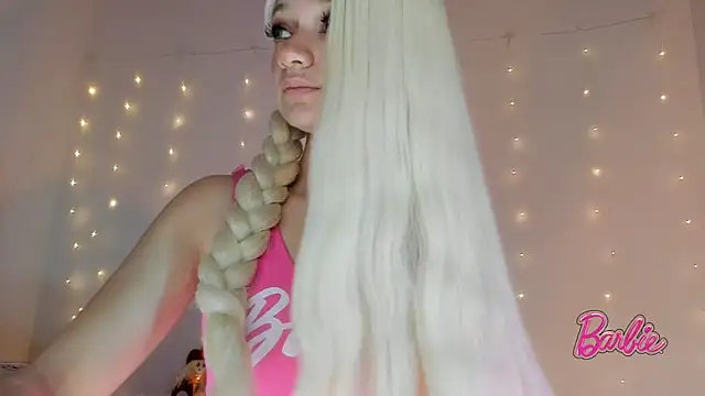 Snapshot of ms_pickless chatting on January 16, 2:10 pm ms pickless online show from January 16, 2:10 pm