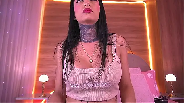 danna berlin  online show from February 19, 7:21 pm